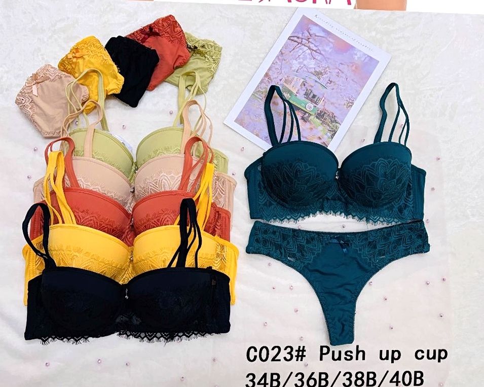 Angle Aura Bra Set