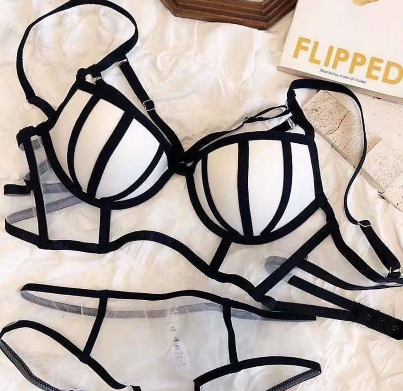 New Arrival Imported Soft Paded Water Melon Bra Set