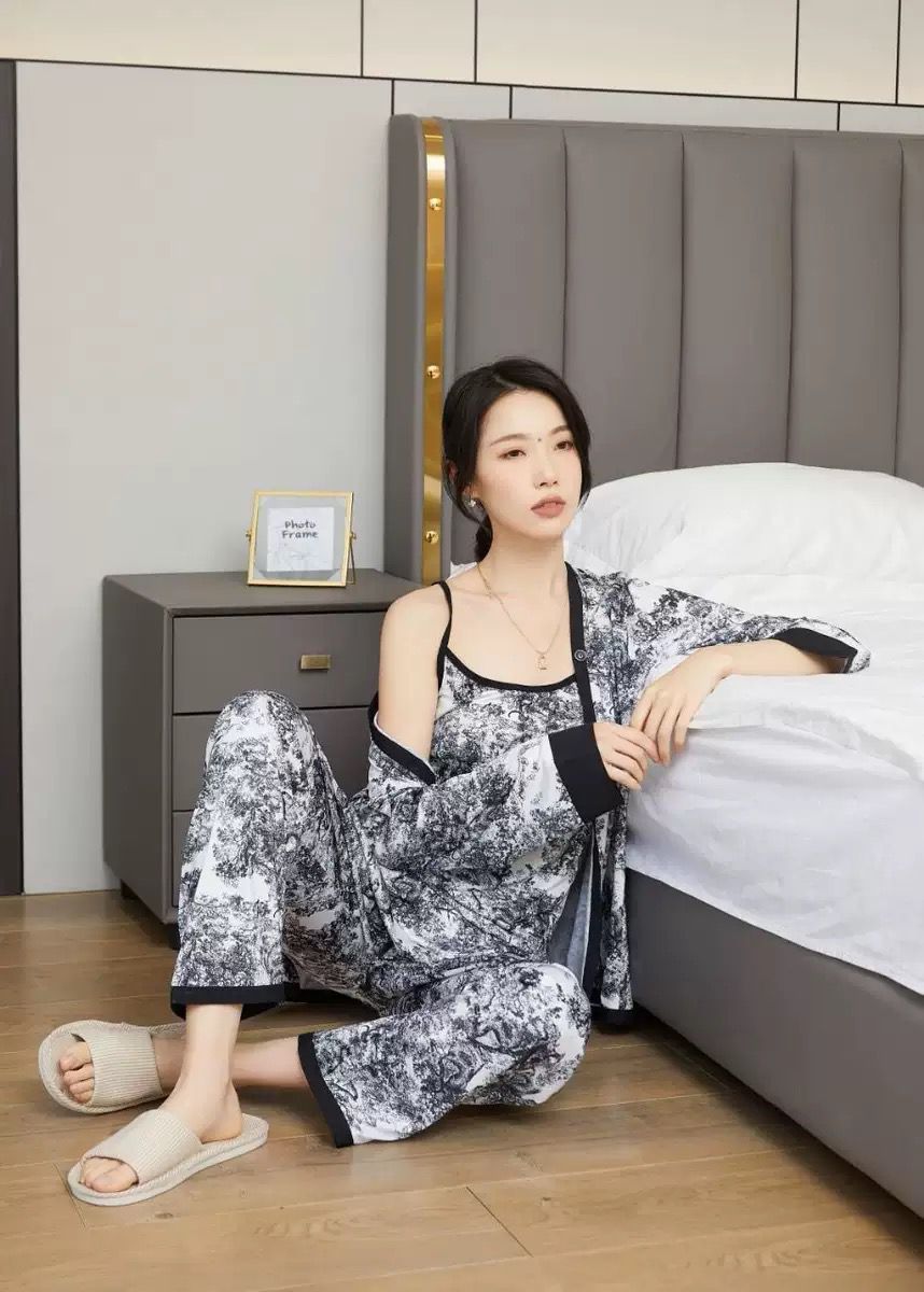 4 Piece Nighty Milky Fabric