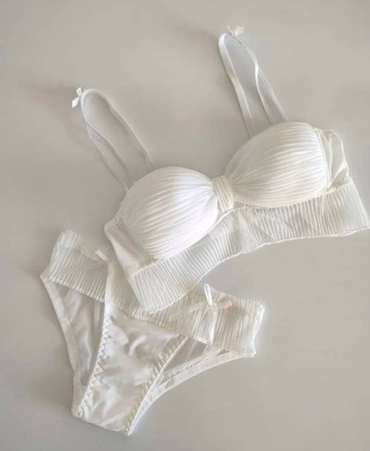 Cute Lace Bow Style Bra Set