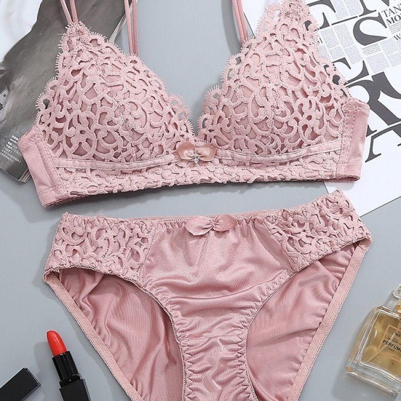 Flower Lace Embrioded Bra Set