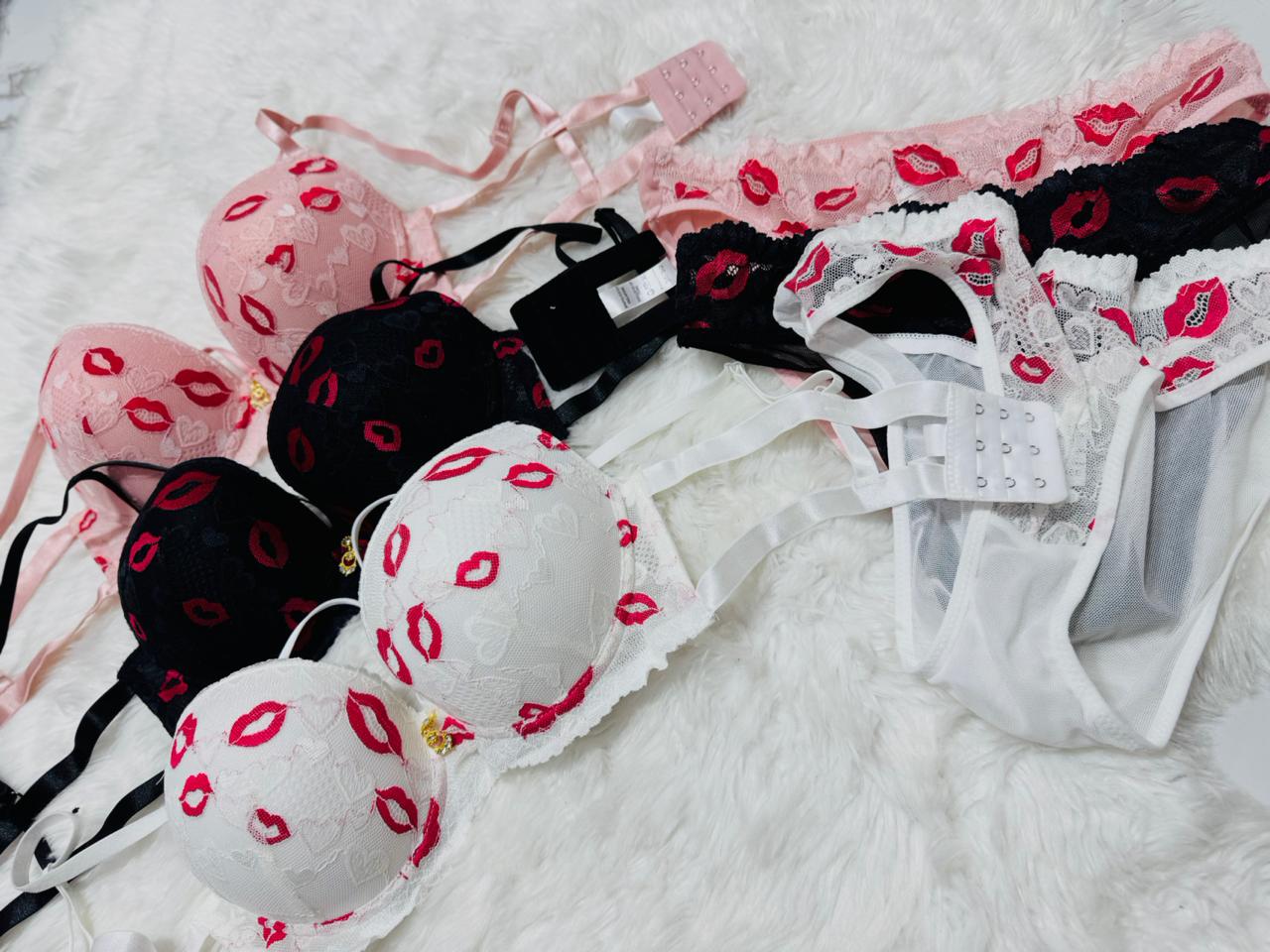 CUTE LIPS ANGEL AURA BRA SETS