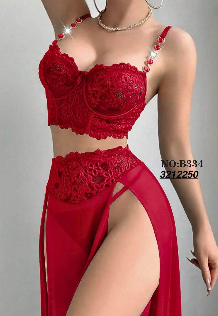 ELEGANT LACE BRIDAL SET
