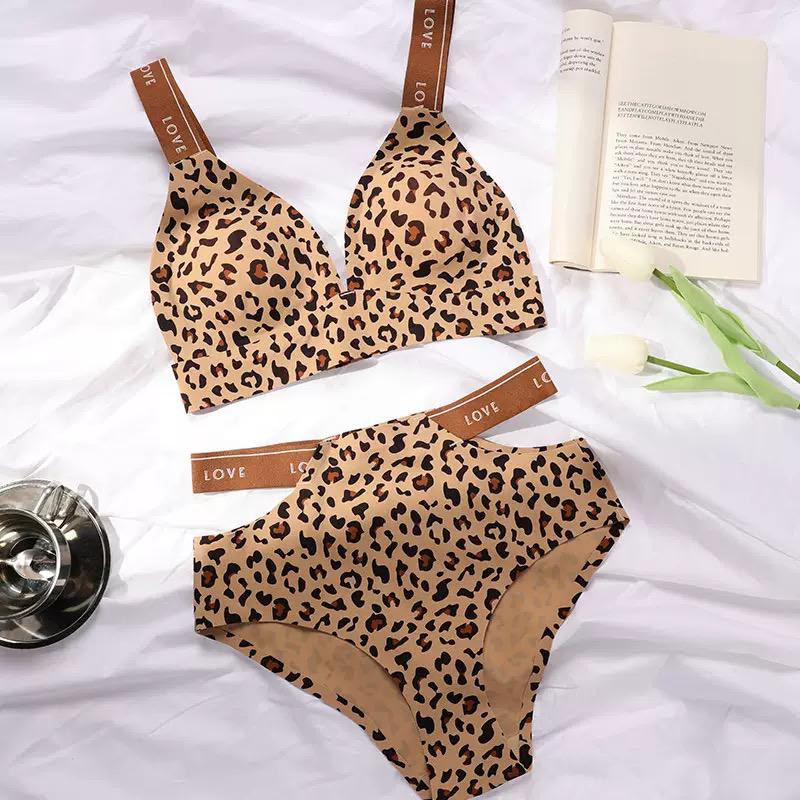 Leopard Love Seamless Bra Set